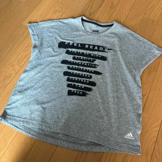 アディダス(adidas)のアディダス シャツ(Tシャツ(半袖/袖なし))