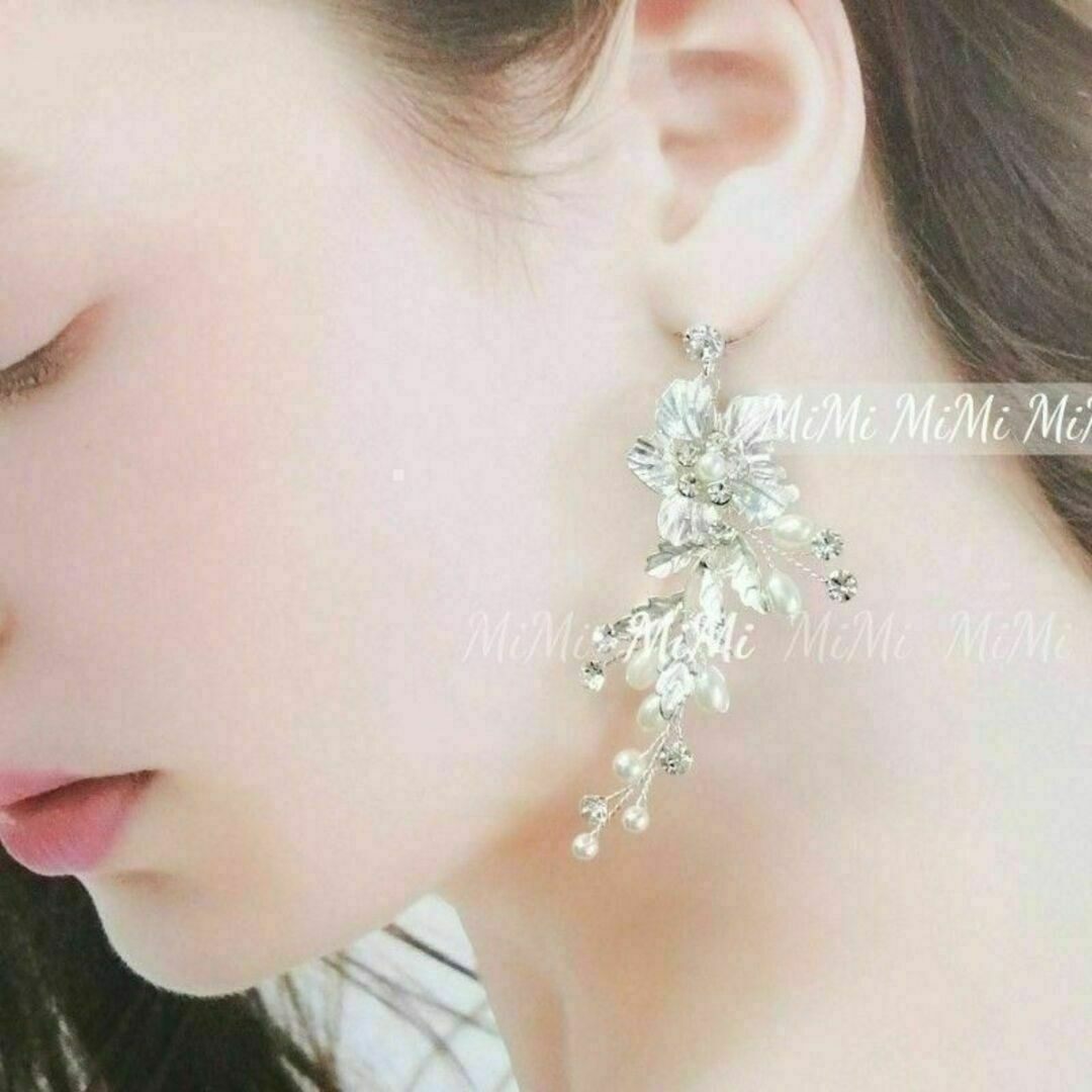 結婚式ヘッドドレス☆ウエディング ブライダルヘアアクセサリーウェディングシルバー レディースのヘアアクセサリー(その他)の商品写真