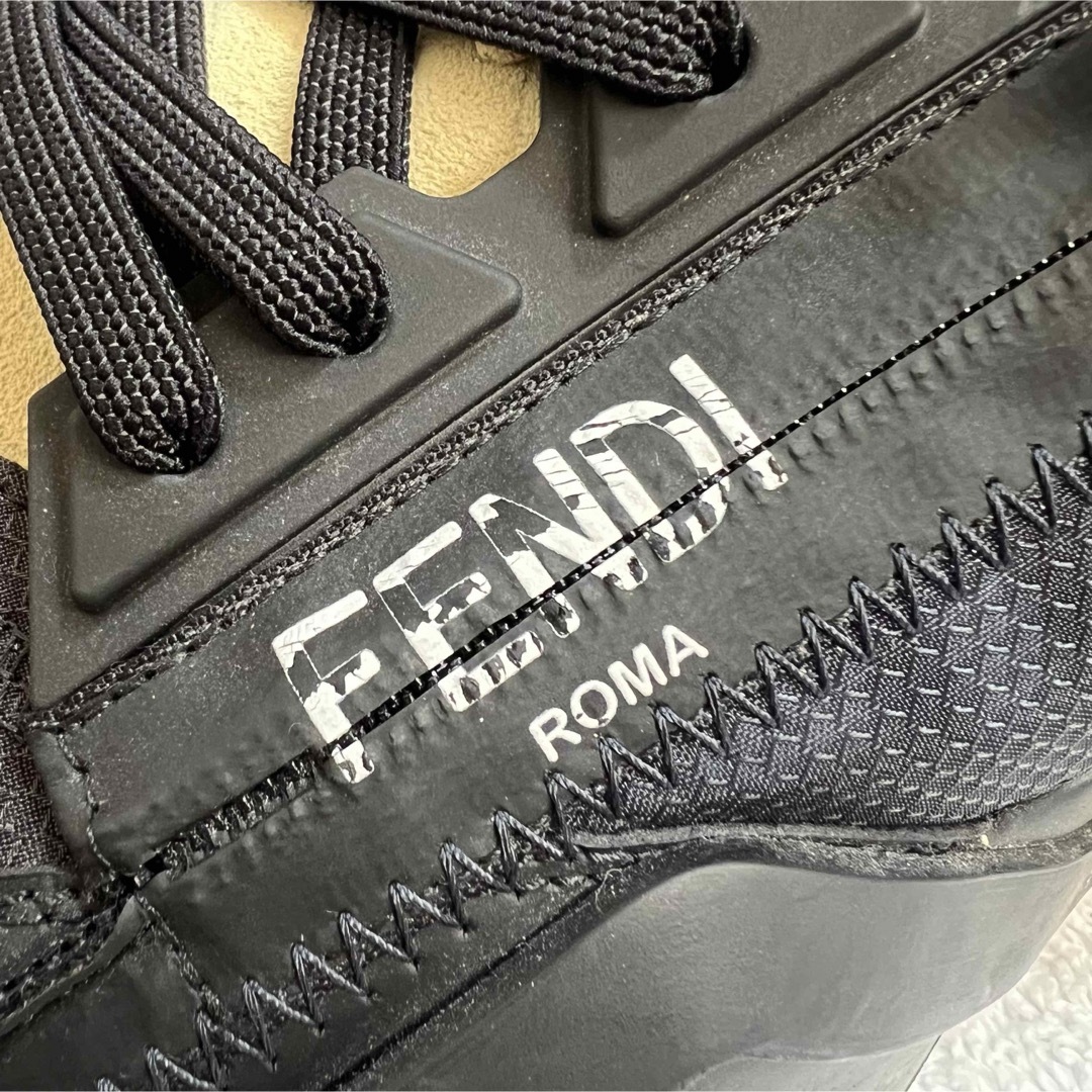 FENDI(フェンディ)のフェンディ FLOW スニーカー 7e1519-anij-f1gz2 メンズの靴/シューズ(スニーカー)の商品写真