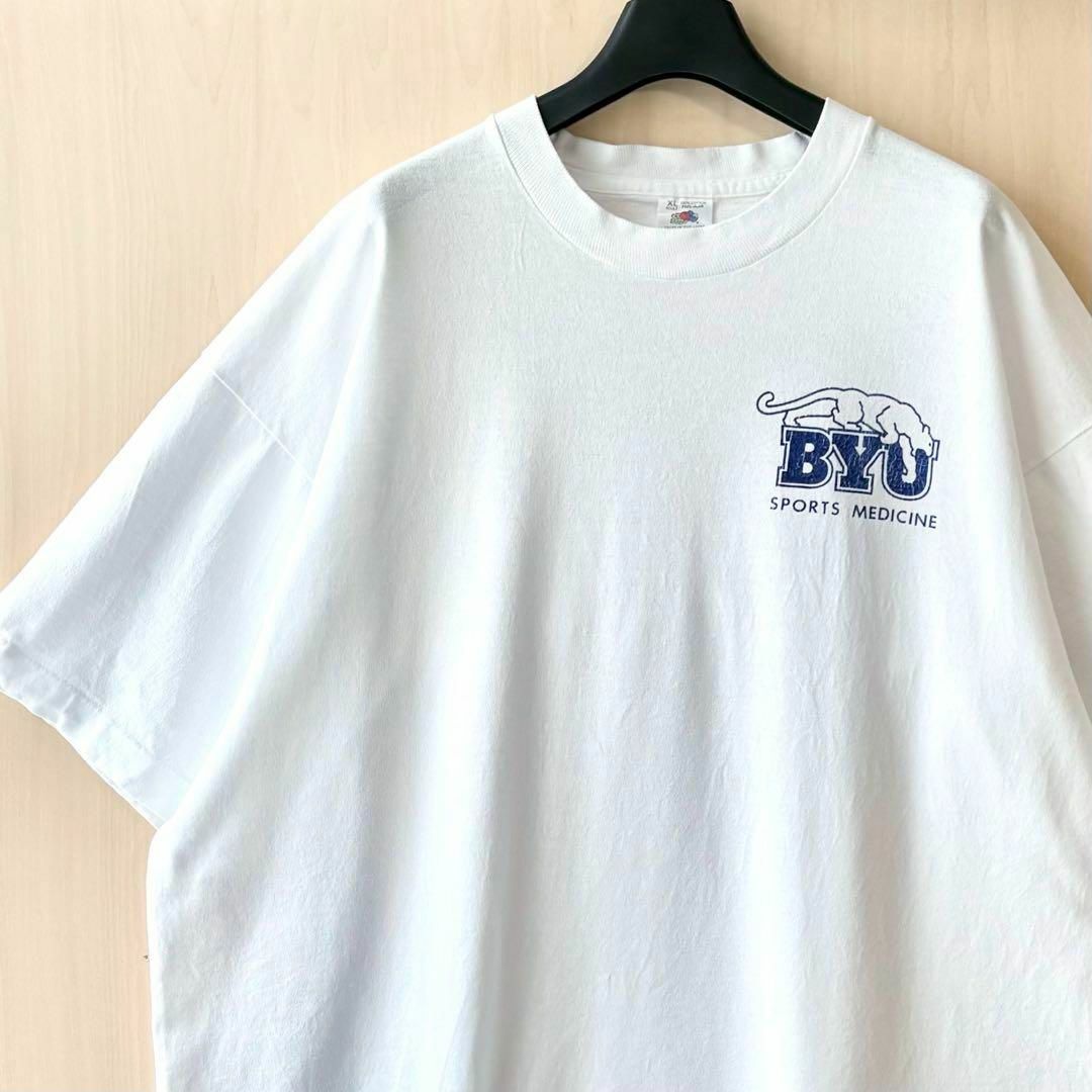 FRUIT OF THE LOOM(フルーツオブザルーム)の90sUSA製古着　ヴィンテージ　ロゴTシャツ　ブリガムヤング大学　ワンポイント メンズのトップス(Tシャツ/カットソー(半袖/袖なし))の商品写真