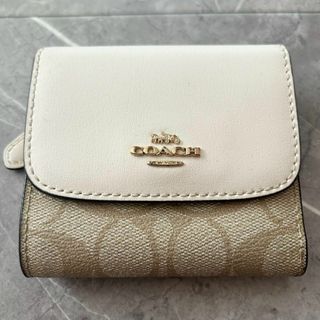 コーチ(COACH)のCOACH シグネチャー 2つ折り財布 レディース 金ロゴ(財布)