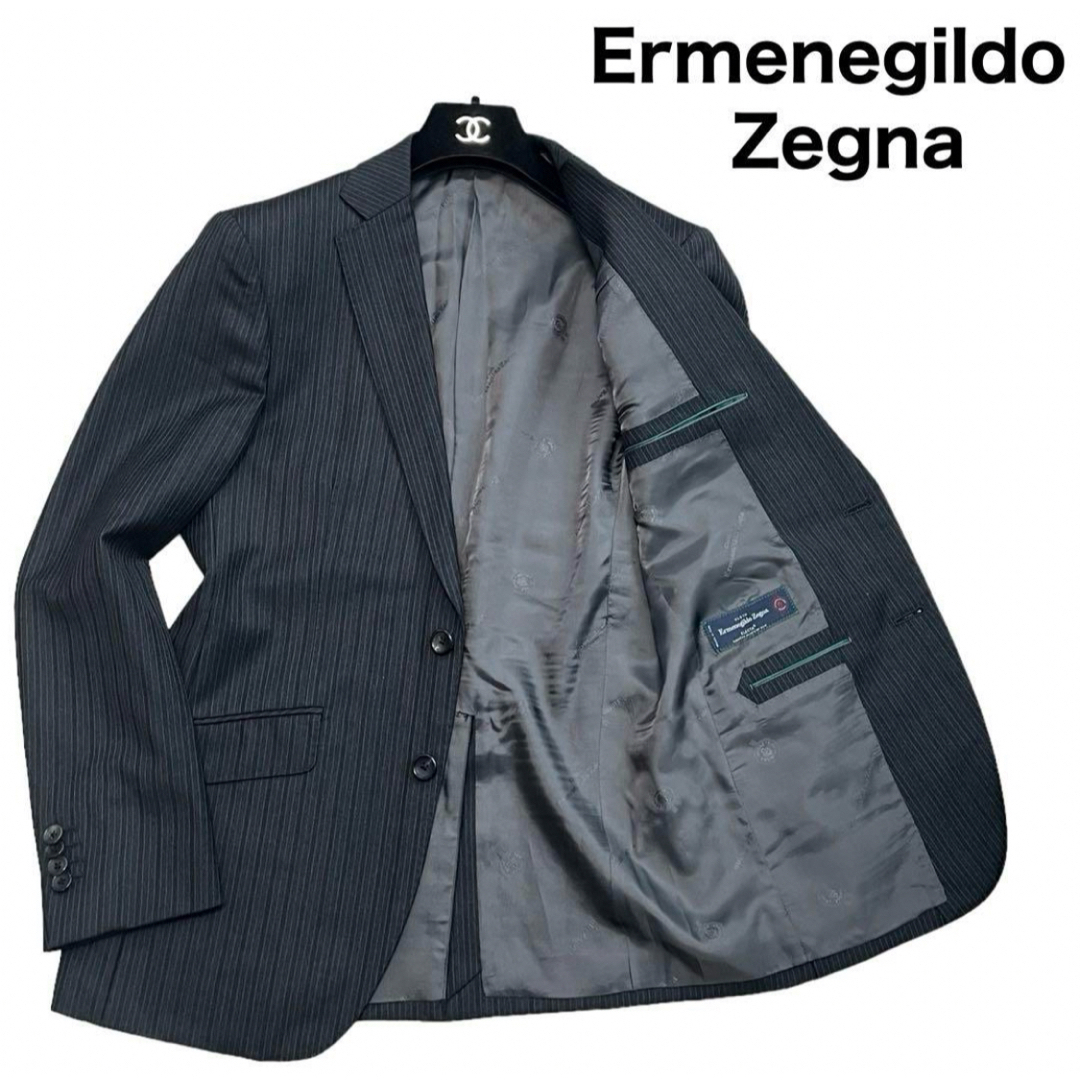 Ermenegildo Zegna(エルメネジルドゼニア)のErmenegildo Zegna テーラードジャケット  ブランド名総柄　2B メンズのジャケット/アウター(テーラードジャケット)の商品写真