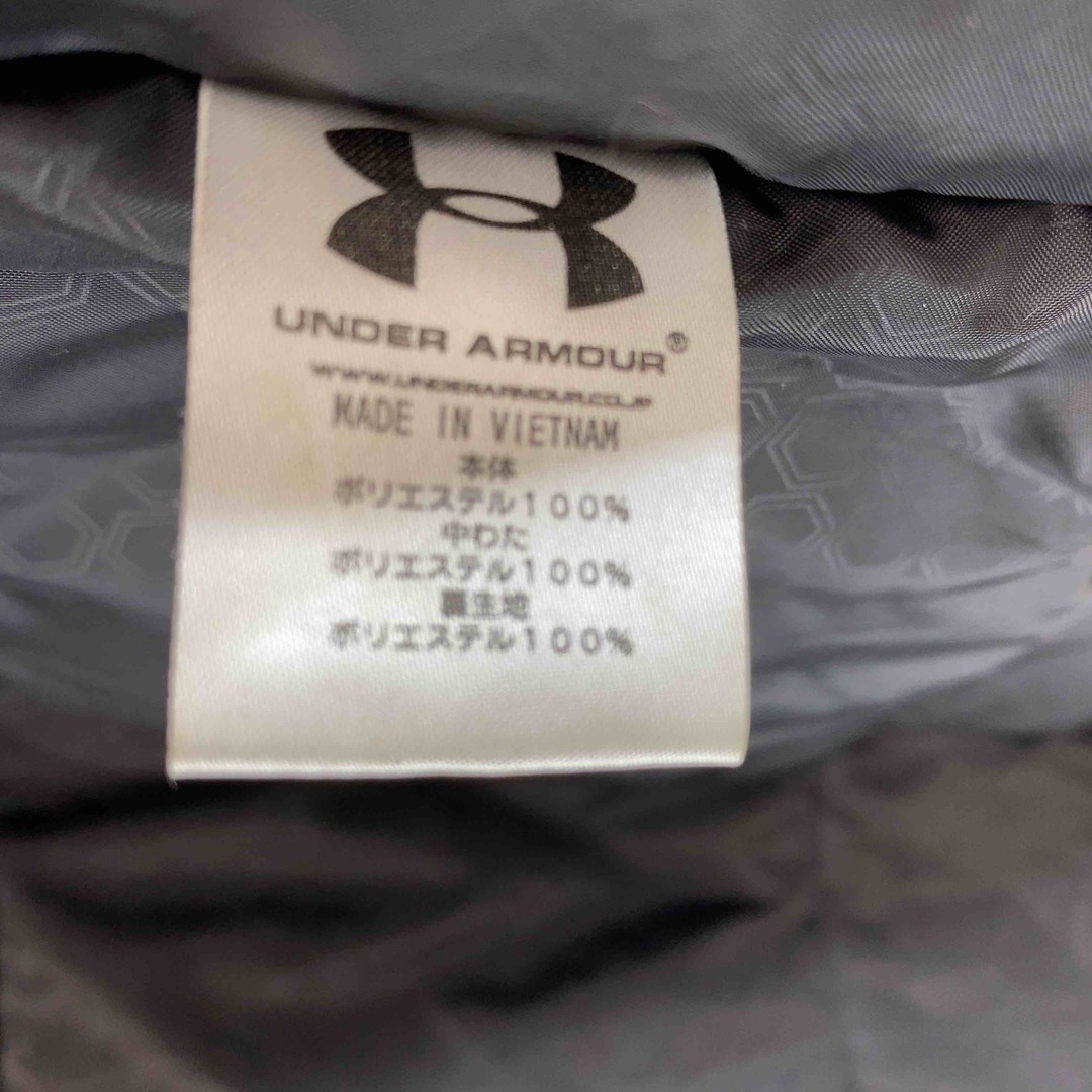 UNDER ARMOUR(アンダーアーマー)のUNDER ARMOUR アンダーアーマー メンズ ベンチコート 中綿コート ブラック フード フルジップ サイドスリット メンズのジャケット/アウター(その他)の商品写真