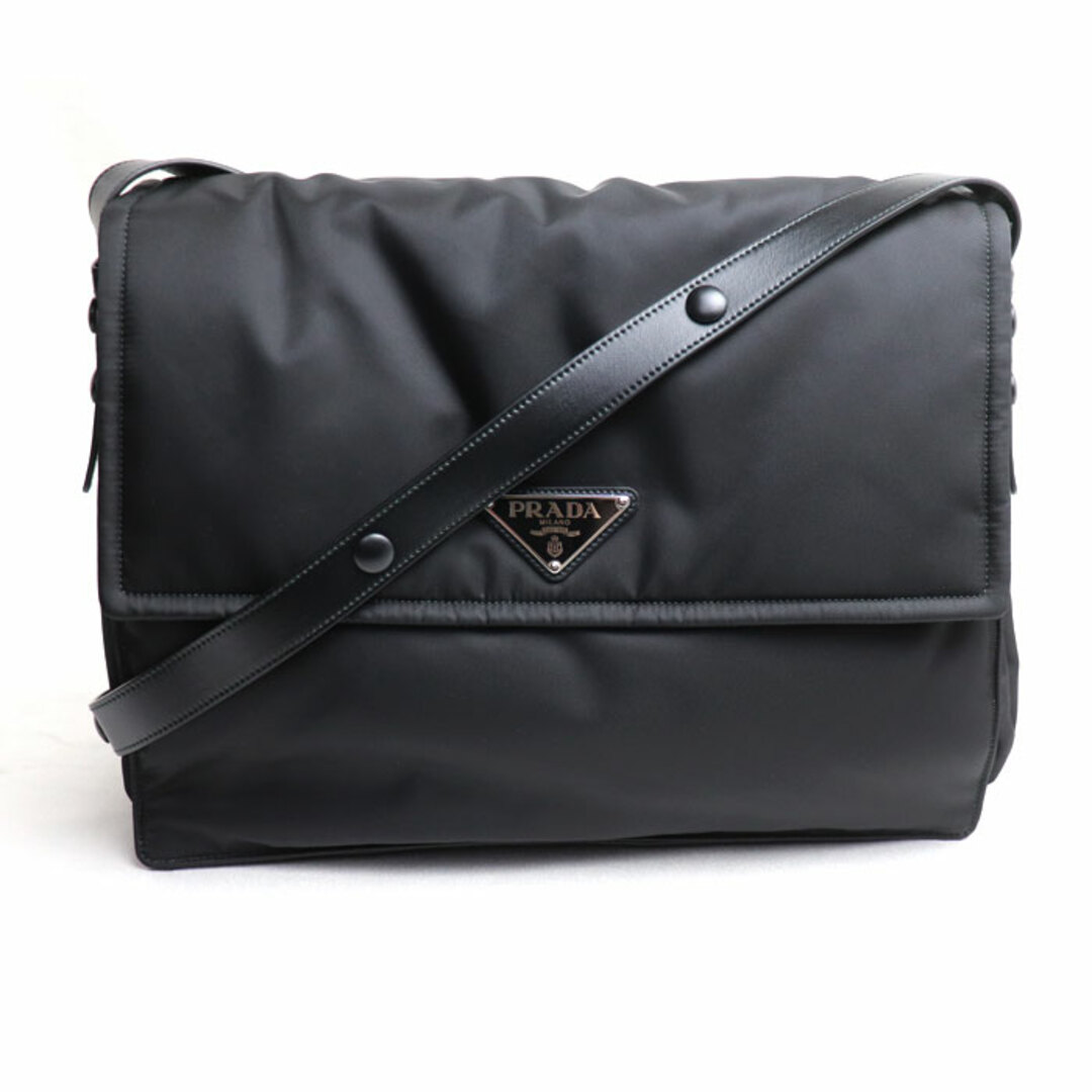 PRADA(プラダ)のPRADA プラダ Re-Nylon ラージ パデッド  ショルダーバッグ ブラック 1BD256 RDLN F0002 ユニセックス【中古】【美品】 レディースのバッグ(ショルダーバッグ)の商品写真