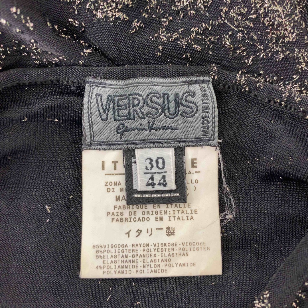 VERSUS(ヴェルサス)のVERSUS ヴェルサス レディース Tシャツ 袖なし スパンコール ブラック レディースのトップス(Tシャツ(半袖/袖なし))の商品写真