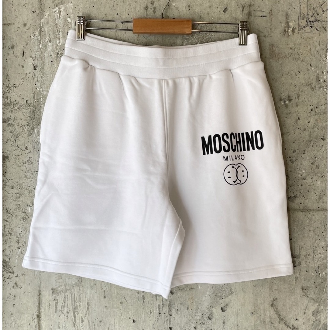 MOSCHINO(モスキーノ)のMOSCHINO モスキーノ スウェット ショートパンツ ホワイト 48 メンズのパンツ(ショートパンツ)の商品写真