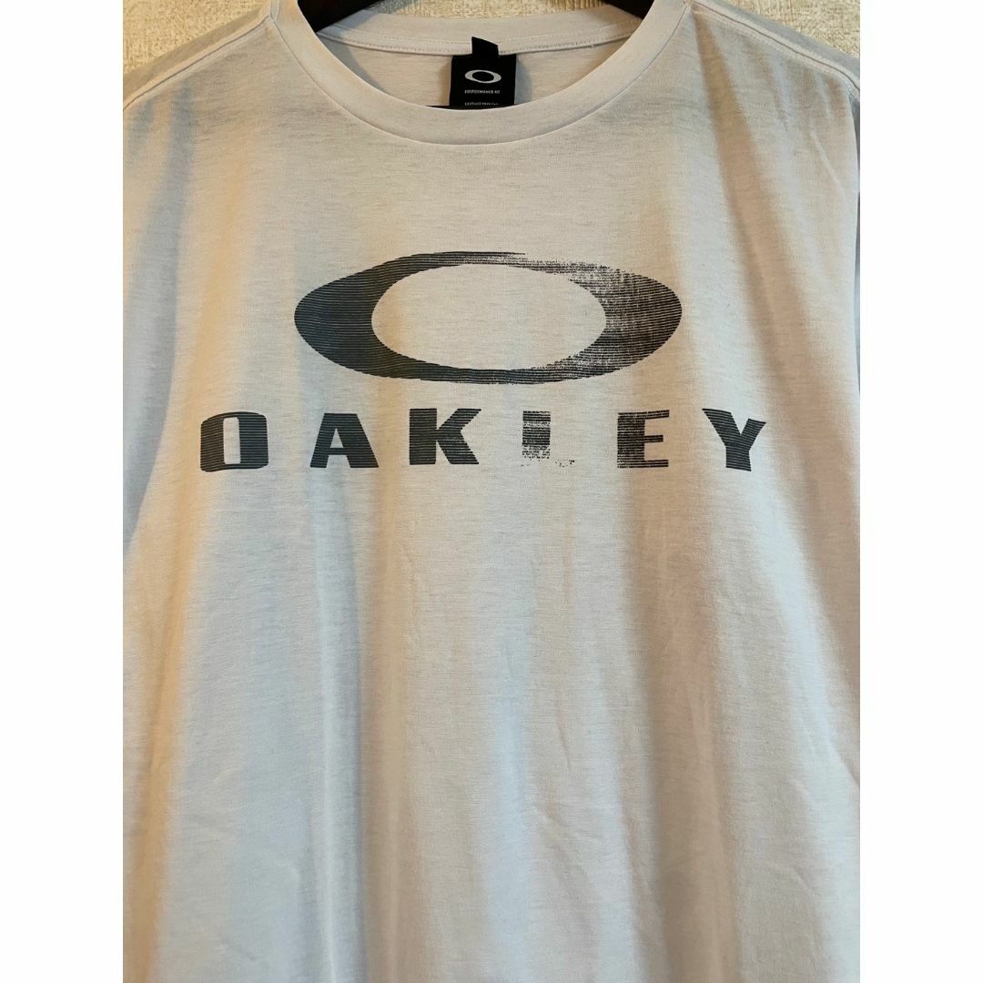 Oakley(オークリー)のOAKLEY｜オークリー　半袖　Tシャツ　ロゴ　XLサイズ　0418 メンズのトップス(Tシャツ/カットソー(半袖/袖なし))の商品写真