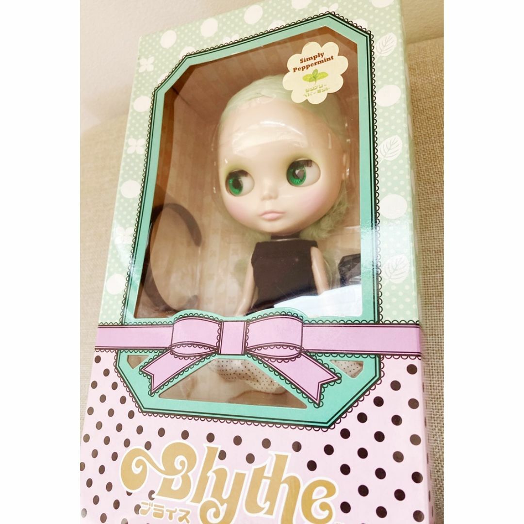 Takara Tomy(タカラトミー)の未開封・未使用！Blythe　ネオブライス　シンプリーペパーミント♪ エンタメ/ホビーのフィギュア(その他)の商品写真