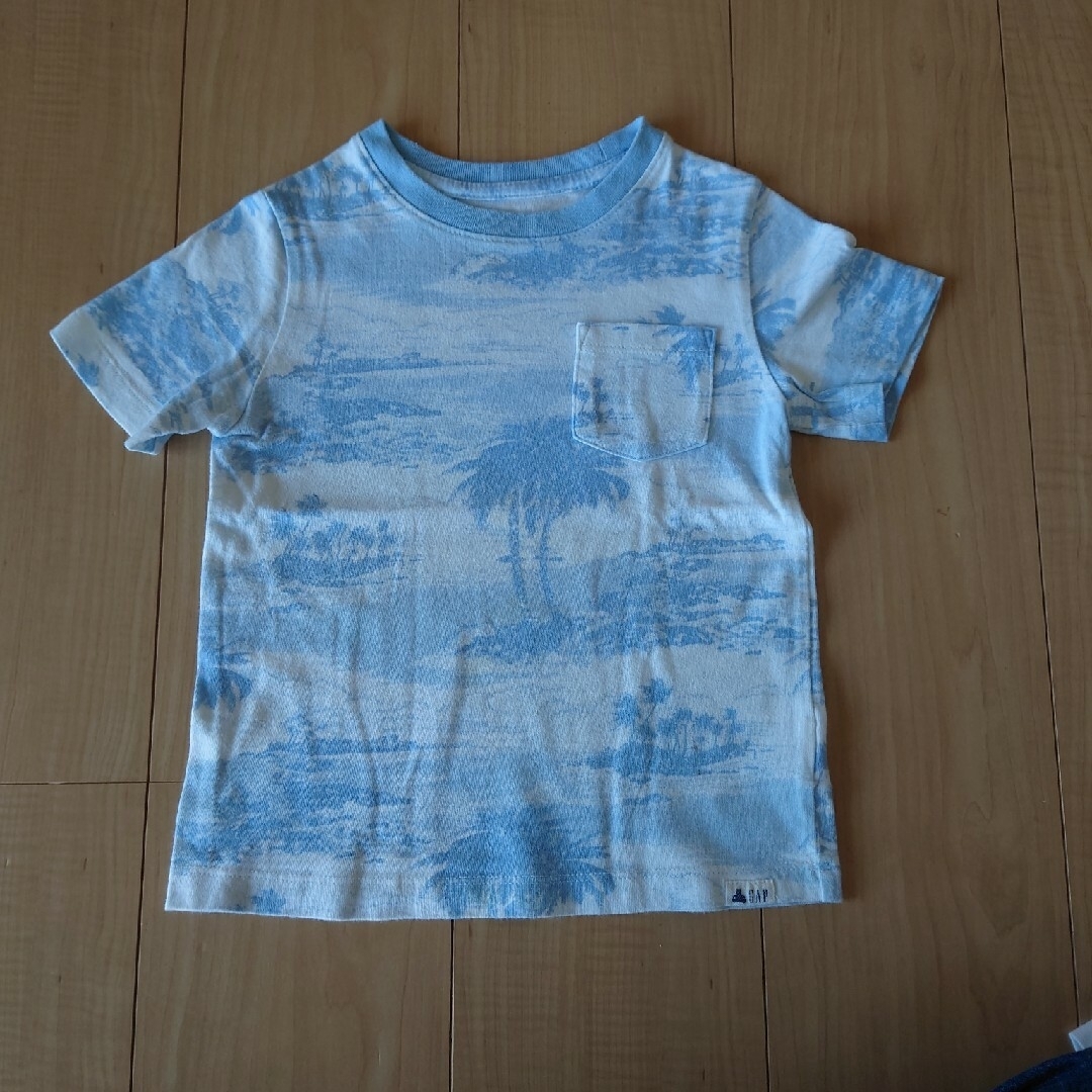 GAP Kids(ギャップキッズ)のGAP 105-110cm Ｔシャツ ７枚セット キッズ/ベビー/マタニティのキッズ服男の子用(90cm~)(Tシャツ/カットソー)の商品写真