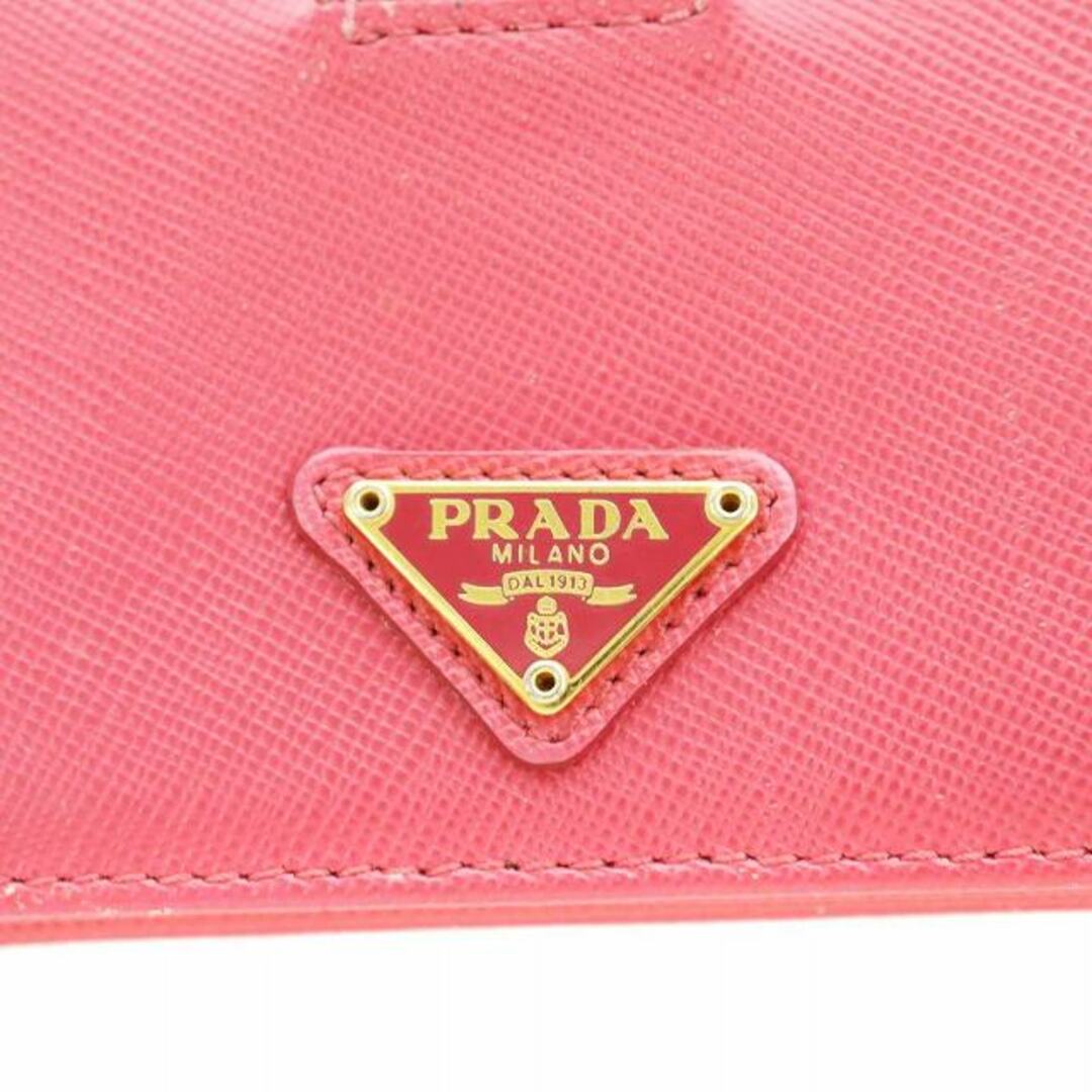 PRADA(プラダ)のプラダ 三角プレート サフィアーノ レザー カードケース ピンク 1M1211 レディースのファッション小物(名刺入れ/定期入れ)の商品写真