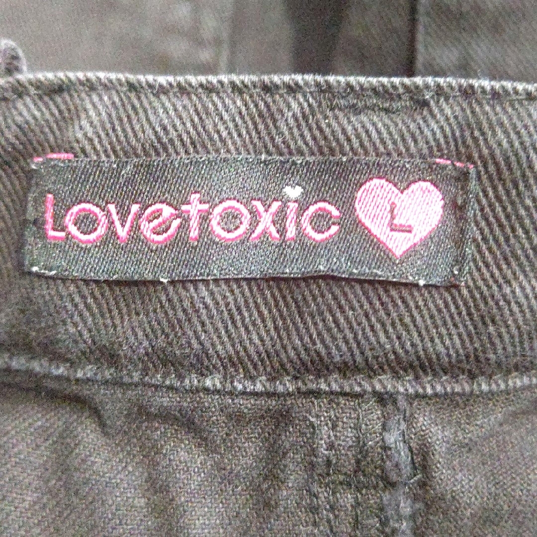 lovetoxic(ラブトキシック)のlovetoxic　オーバーオールショートパンツ　160サイズ キッズ/ベビー/マタニティのキッズ服女の子用(90cm~)(パンツ/スパッツ)の商品写真