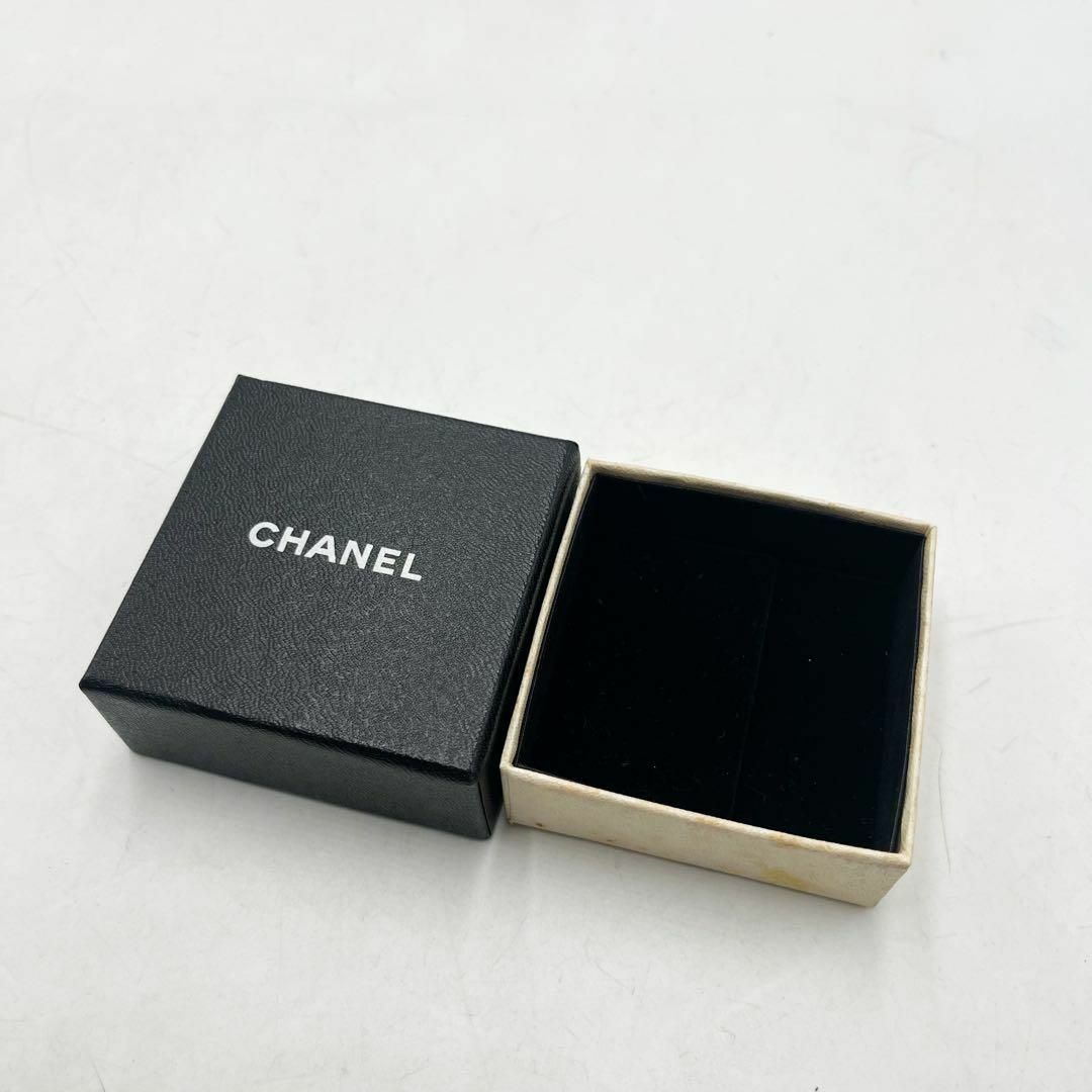 CHANEL(シャネル)の激レア美品✨ シャネル　CHANEL ピアス ココマーク ゴールド　箱付き レディースのアクセサリー(ピアス)の商品写真