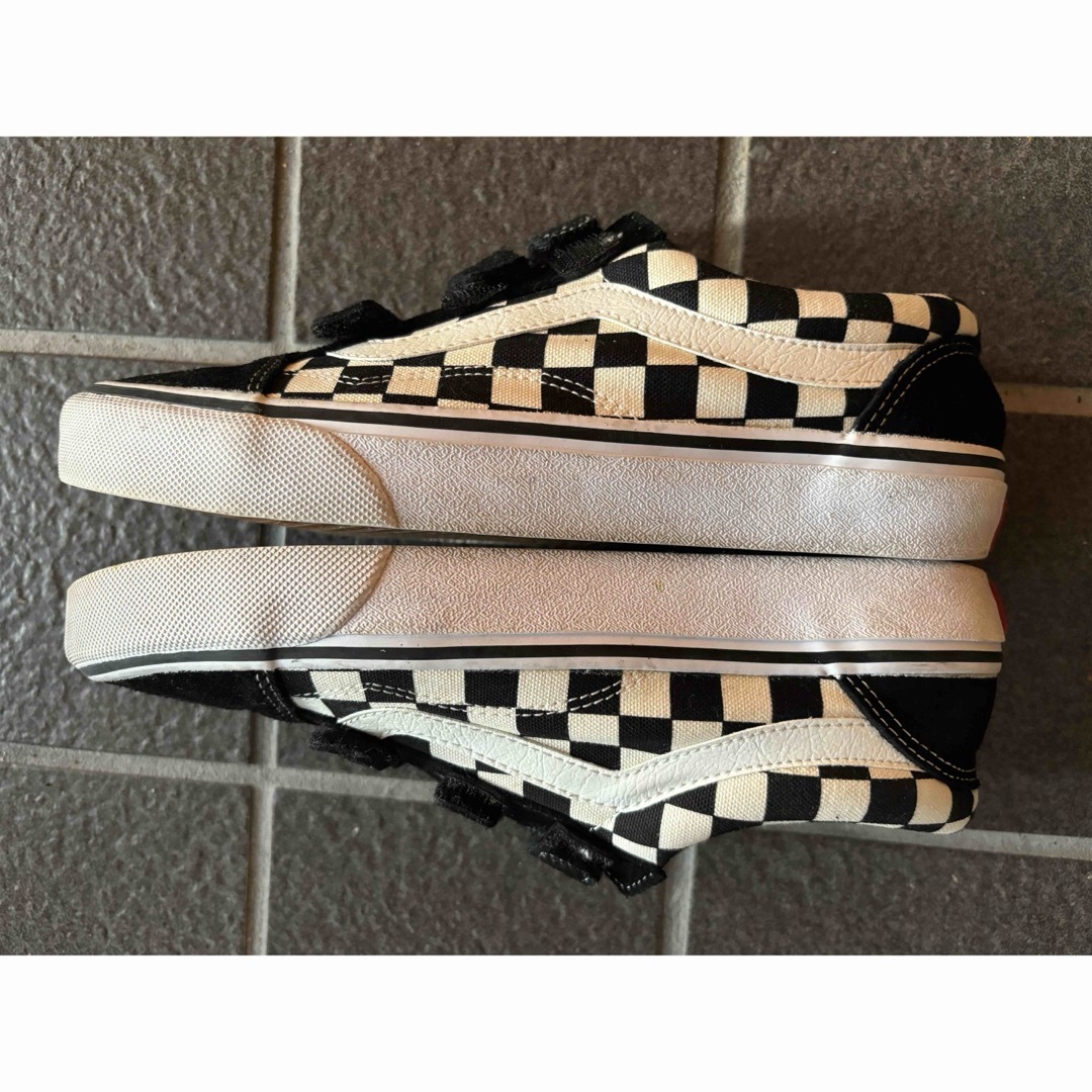 VANS(ヴァンズ)のVANS スニーカー 7 40 (25cm) レディースの靴/シューズ(スニーカー)の商品写真