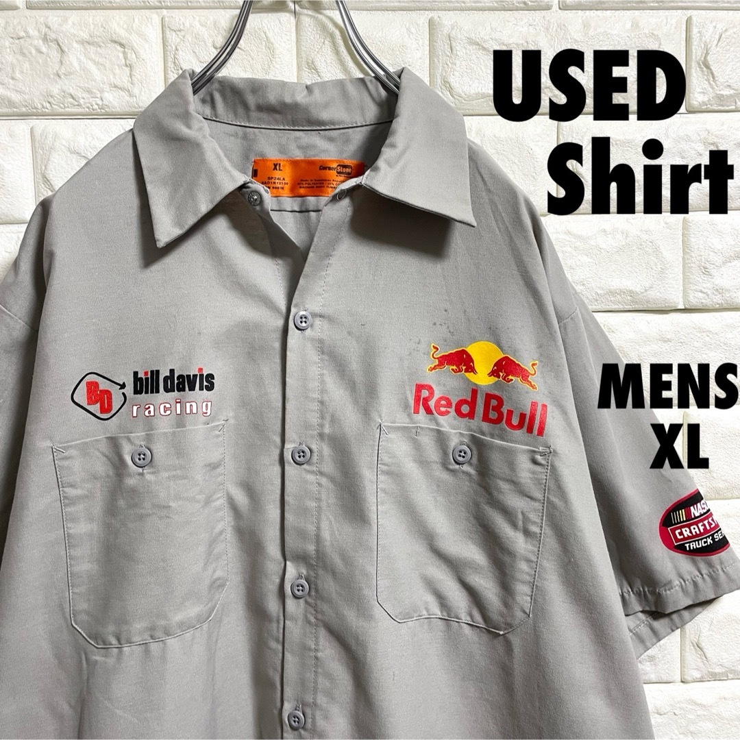 US古着　レッドブルプリント　半袖ワークシャツ　メンズXLサイズ メンズのトップス(シャツ)の商品写真
