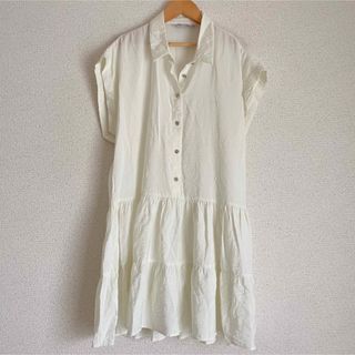 ザラ(ZARA)の★ ザラ　お花型ボタン付きシャツワンピ　ZARA★(ひざ丈ワンピース)