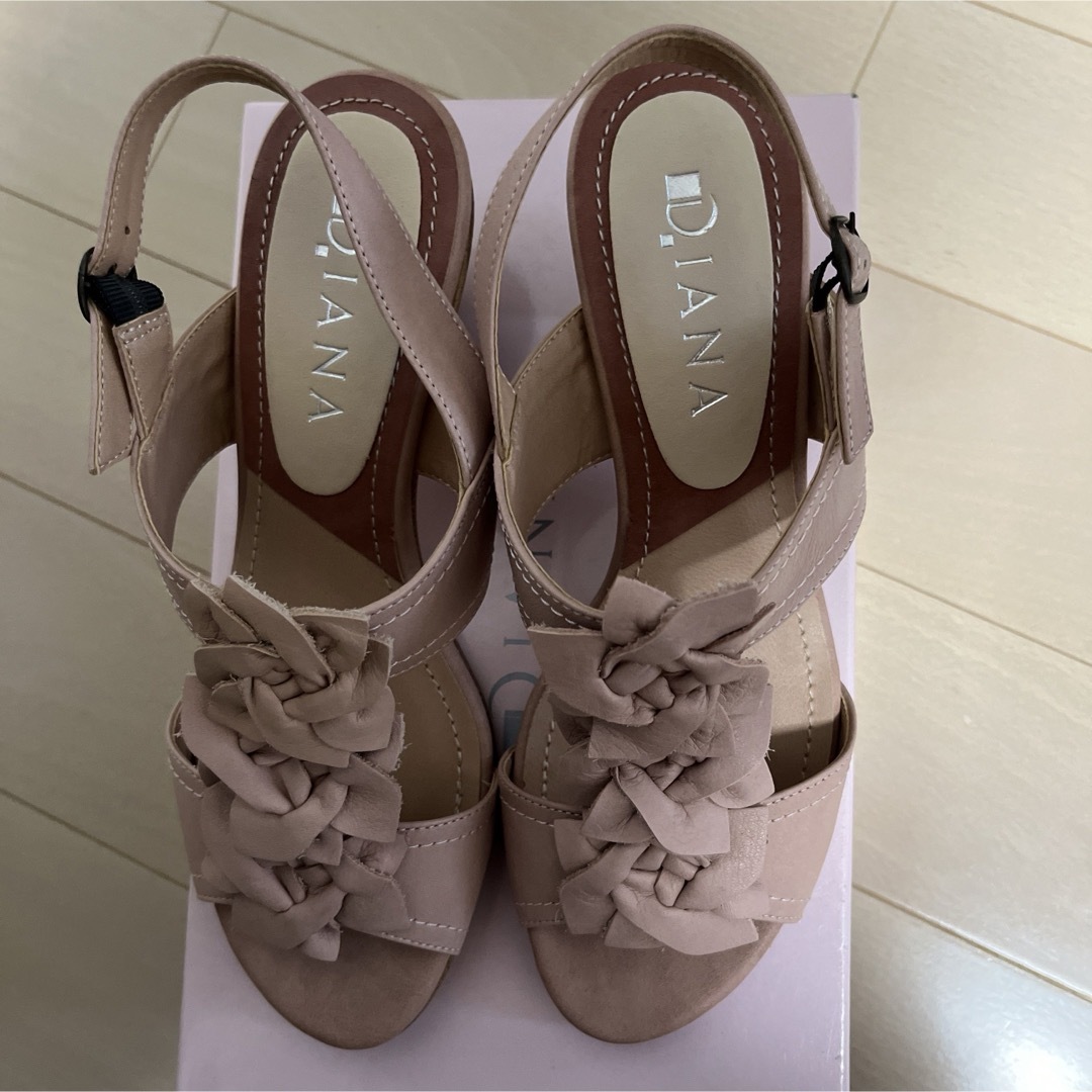 DIANA(ダイアナ)のDIANA サンダル　23.5㎝ レディースの靴/シューズ(サンダル)の商品写真