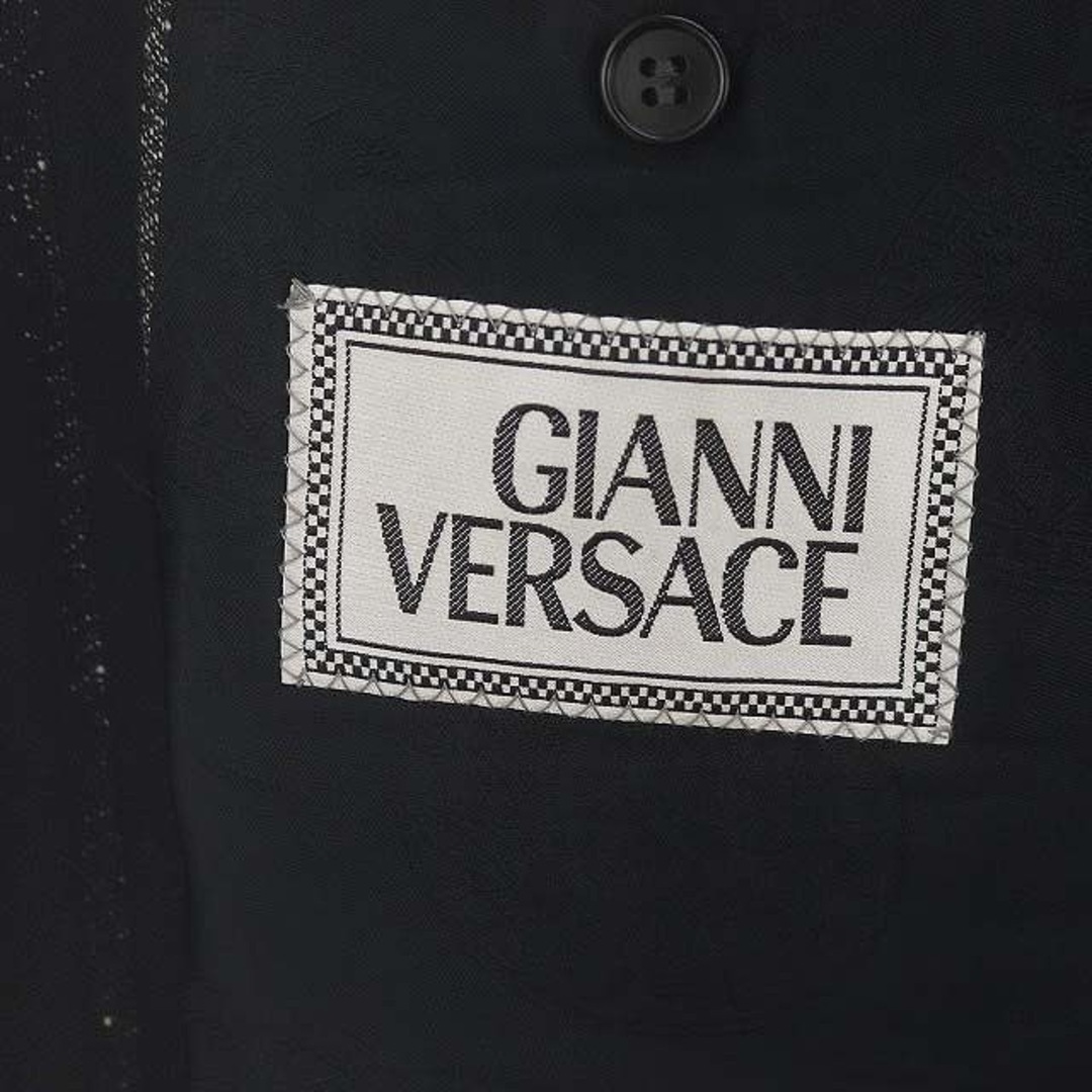 Gianni Versace(ジャンニヴェルサーチ)のジャンニヴェルサーチ ヴェルサーチェ ストライプ 裏地メデューサ柄 テーラー メンズのジャケット/アウター(テーラードジャケット)の商品写真