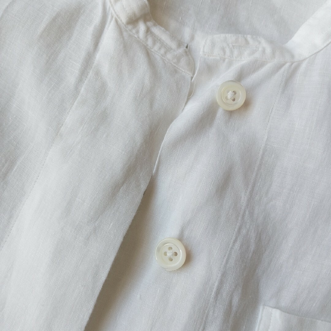 MARGARET HOWELL(マーガレットハウエル)の【マーガレットハウエル】SHIRTING LINEN カラーレスシャツ 22SS レディースのトップス(シャツ/ブラウス(長袖/七分))の商品写真