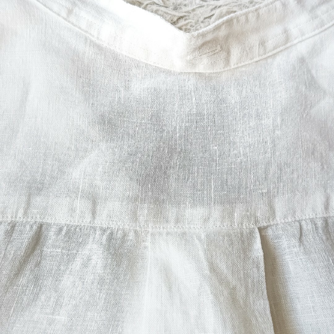 MARGARET HOWELL(マーガレットハウエル)の【マーガレットハウエル】SHIRTING LINEN カラーレスシャツ 22SS レディースのトップス(シャツ/ブラウス(長袖/七分))の商品写真