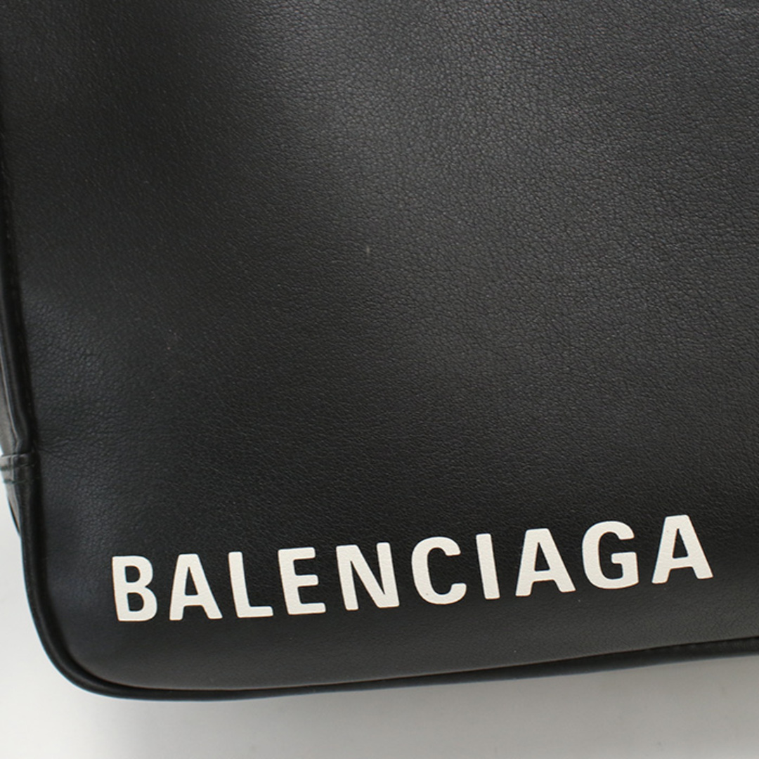 Balenciaga(バレンシアガ)のバレンシアガ トライアングル スクエアS 513999 1000 ハンドバッグ レディースのバッグ(ハンドバッグ)の商品写真