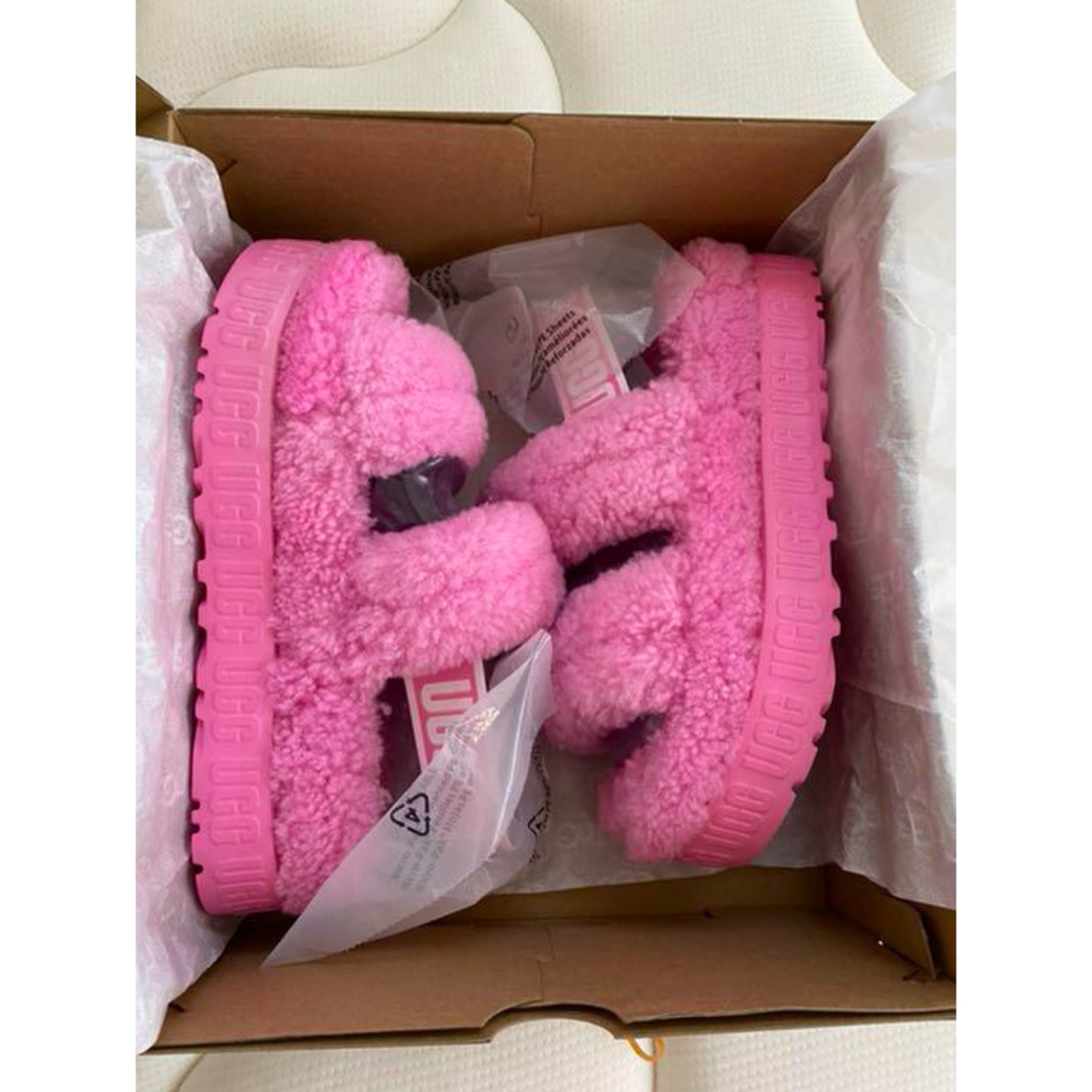 UGG(アグ)のUGG ピンク サンダル レディースの靴/シューズ(サンダル)の商品写真