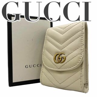 Gucci - 極美品　GUCCI　グッチ　W2　シガレットケース　GGマーモント　白　本革
