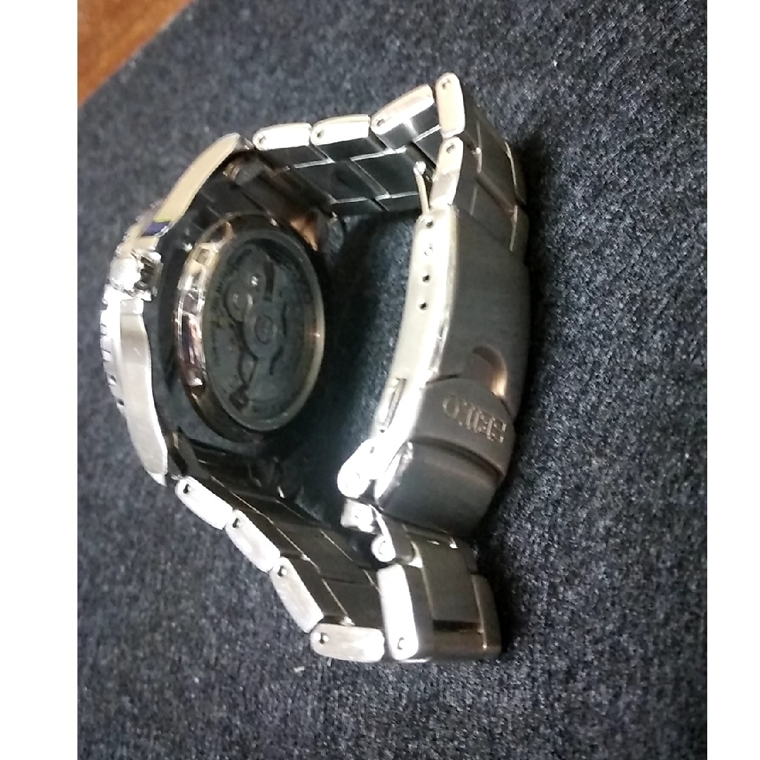 SEIKO(セイコー)のSEIKO　セイコー5 スポーツ SNZF17J1　自動巻き メンズの時計(腕時計(アナログ))の商品写真