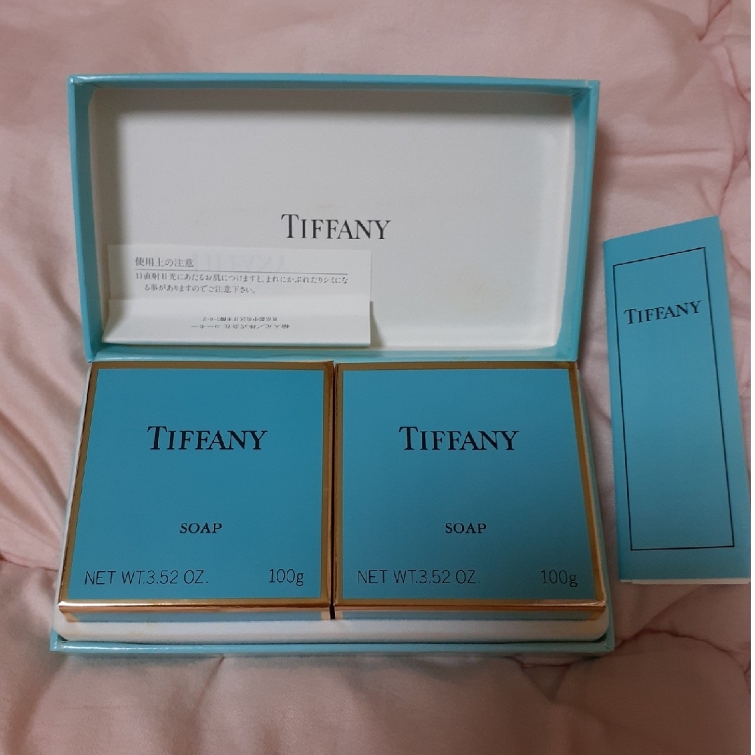 Tiffany & Co.(ティファニー)のTiffany 石鹸2点セット コスメ/美容のボディケア(ボディソープ/石鹸)の商品写真