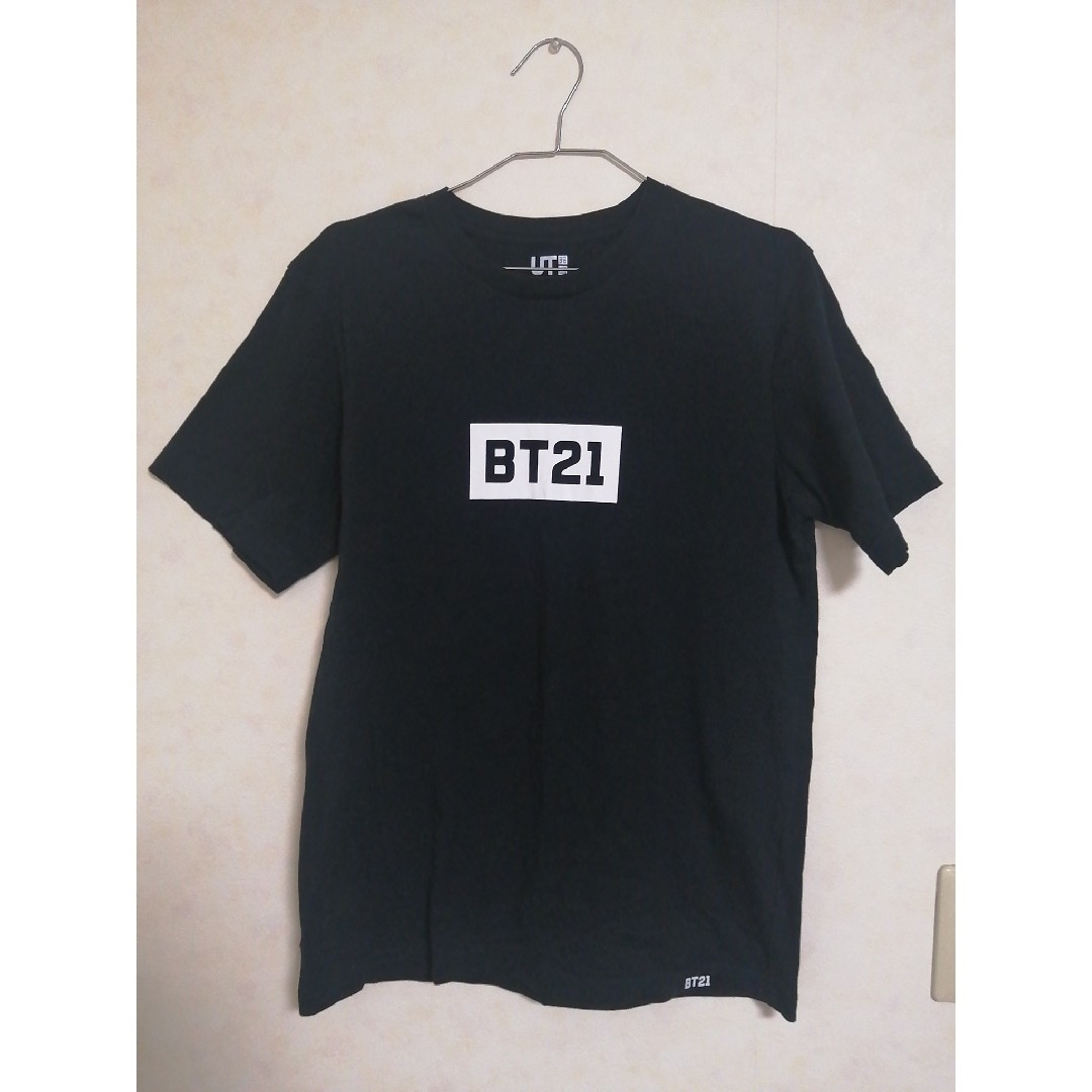 UNIQLO(ユニクロ)のユニクロ BT21 Tシャツ レディースのトップス(Tシャツ(半袖/袖なし))の商品写真