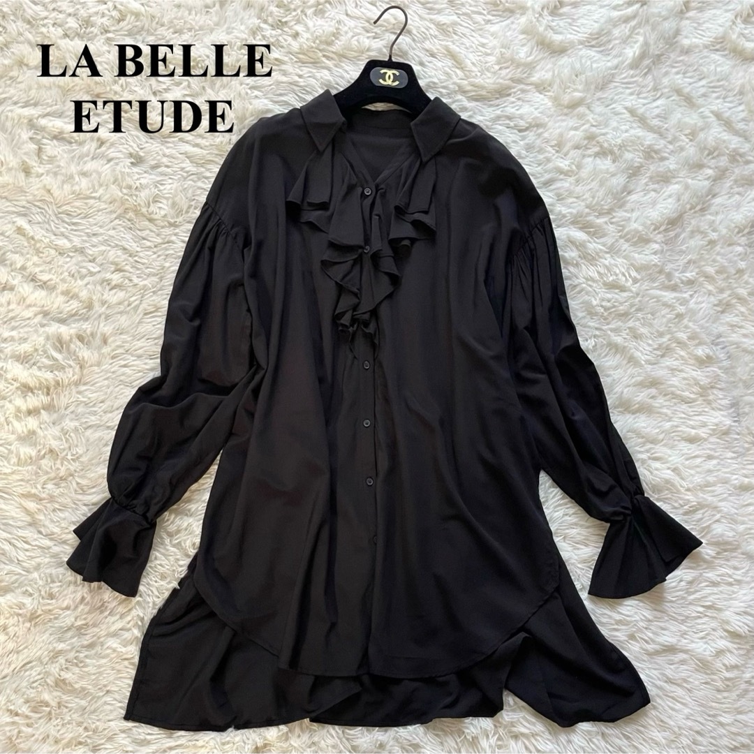 la belle Etude(ラベルエチュード)の【極美品】la belle Etude ラベルエチュード フリル ワンピース 黒 レディースのワンピース(ミニワンピース)の商品写真