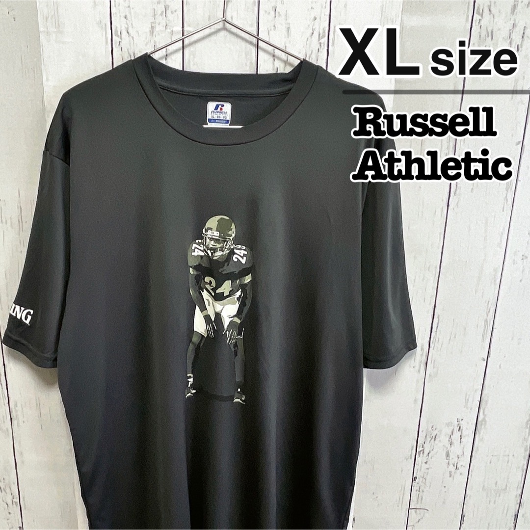 Russell Athletic(ラッセルアスレティック)のRUSSELL ATHLETIC　Tシャツ　グレー　フットボール　NFL　古着 メンズのトップス(Tシャツ/カットソー(半袖/袖なし))の商品写真