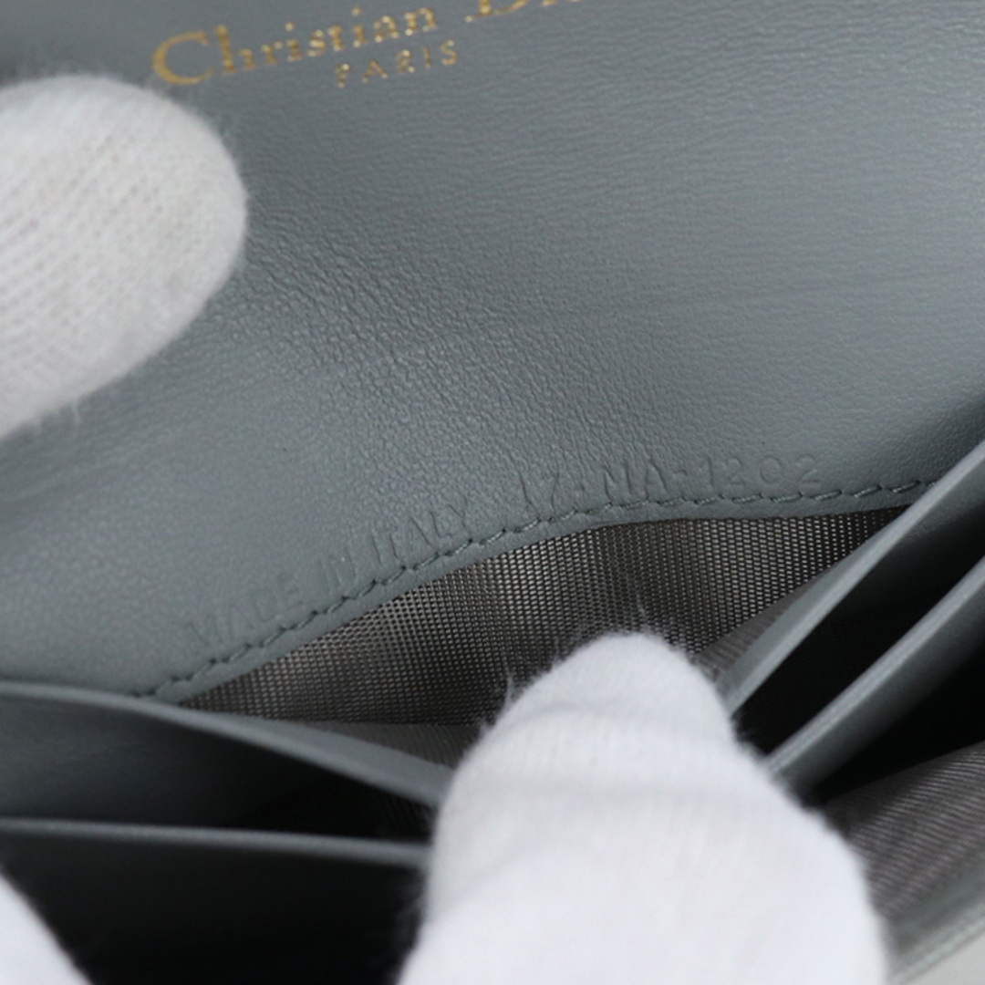 Christian Dior(クリスチャンディオール)のクリスチャンディオール フラップ カードホルダー サドル S5611 CCEH M41G カードケース レディースのファッション小物(パスケース/IDカードホルダー)の商品写真