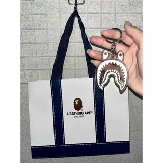 アベイシングエイプ(A BATHING APE)のA BATHING APE(キーホルダー)