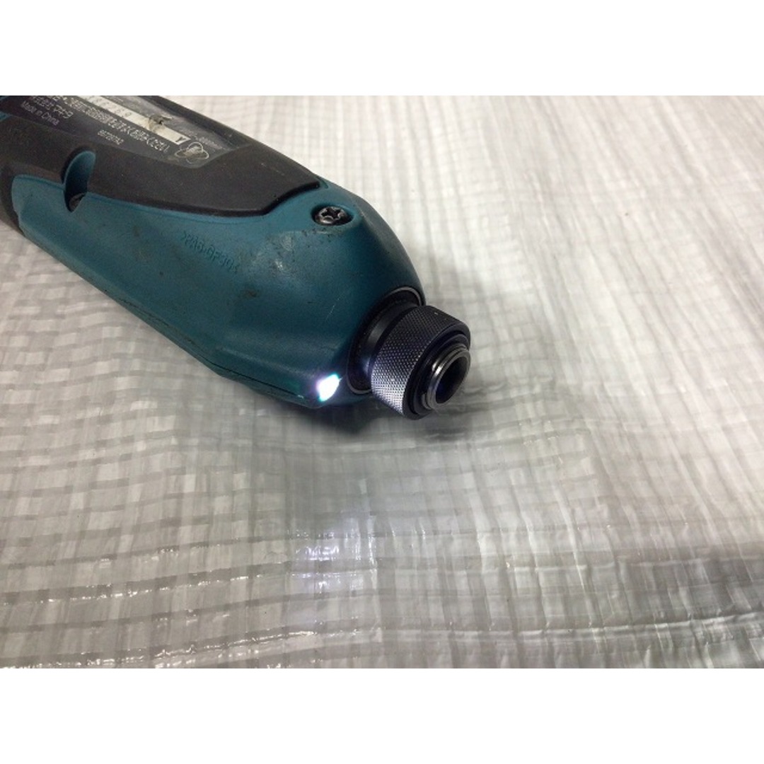 Makita(マキタ)の☆中古品☆makita マキタ 7.2V 充電式ペンインパクトドライバー TD021D 青 バッテリ3個(7.2V1.0Ah) 充電器 ケース付 コードレス 90489 自動車/バイクのバイク(工具)の商品写真