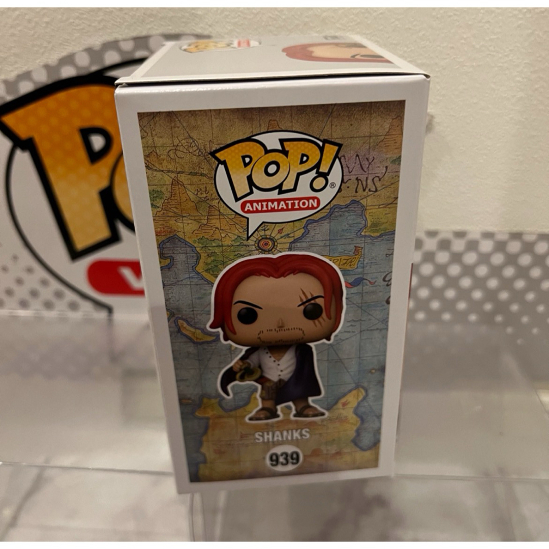 ONE PIECE(ワンピース)のレア限定FUNKO POP! ワンピース　シャンクス限定 エンタメ/ホビーのフィギュア(アニメ/ゲーム)の商品写真