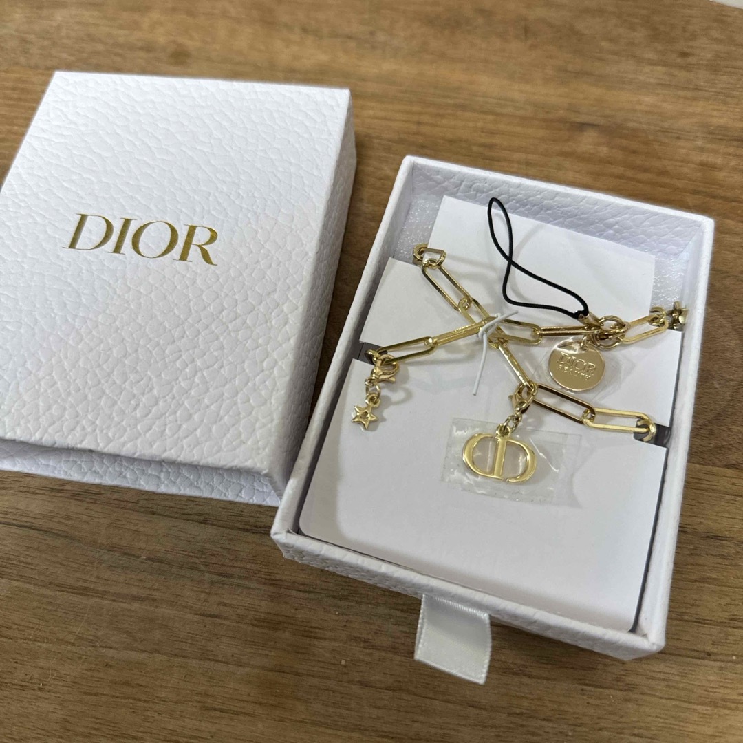 Dior(ディオール)のディオール ノベルティ チャーム エンタメ/ホビーのコレクション(ノベルティグッズ)の商品写真