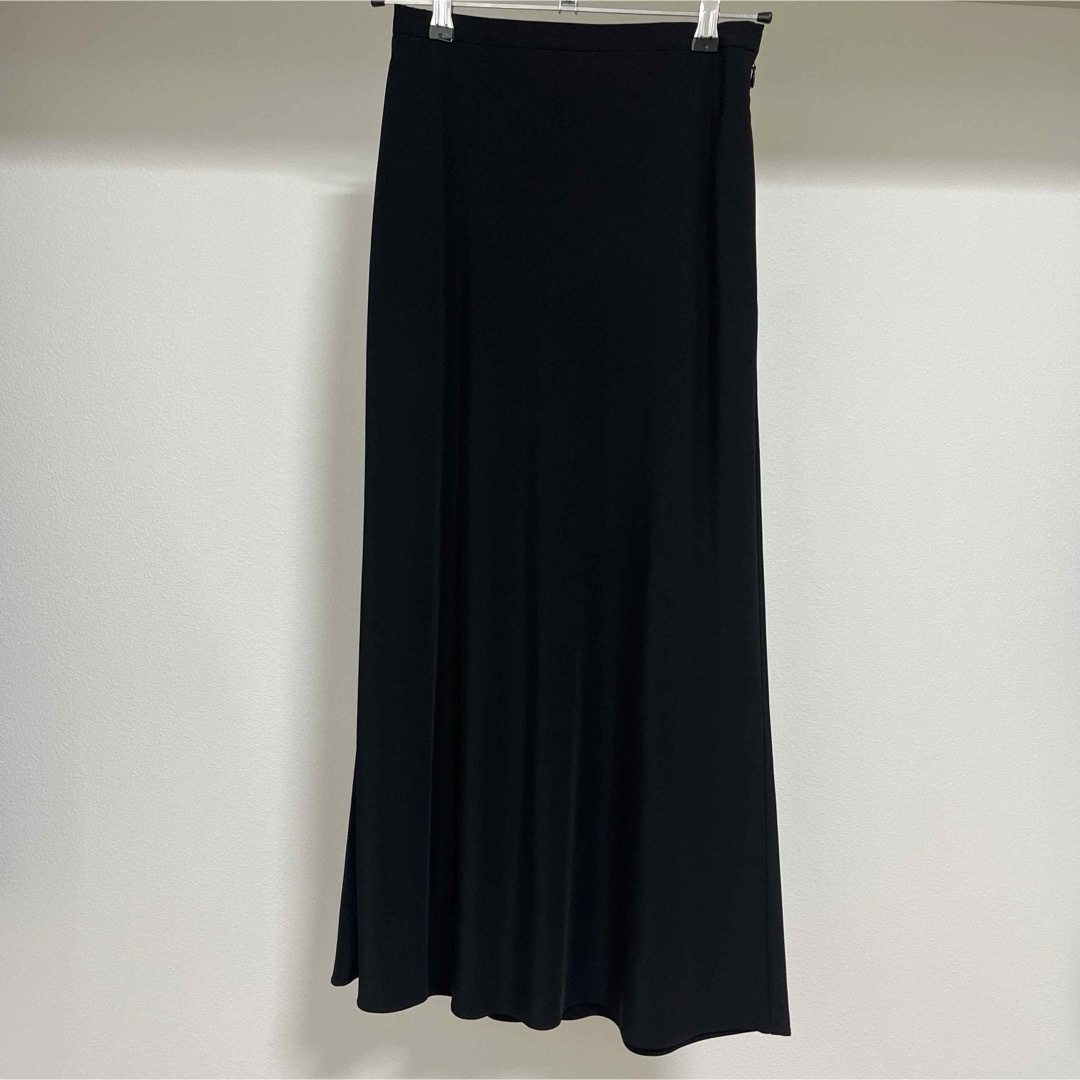 SNIDEL(スナイデル)のsnidel アセテート　サテン　ナイロン　スカート  サイズ0 ブラック レディースのワンピース(ロングワンピース/マキシワンピース)の商品写真