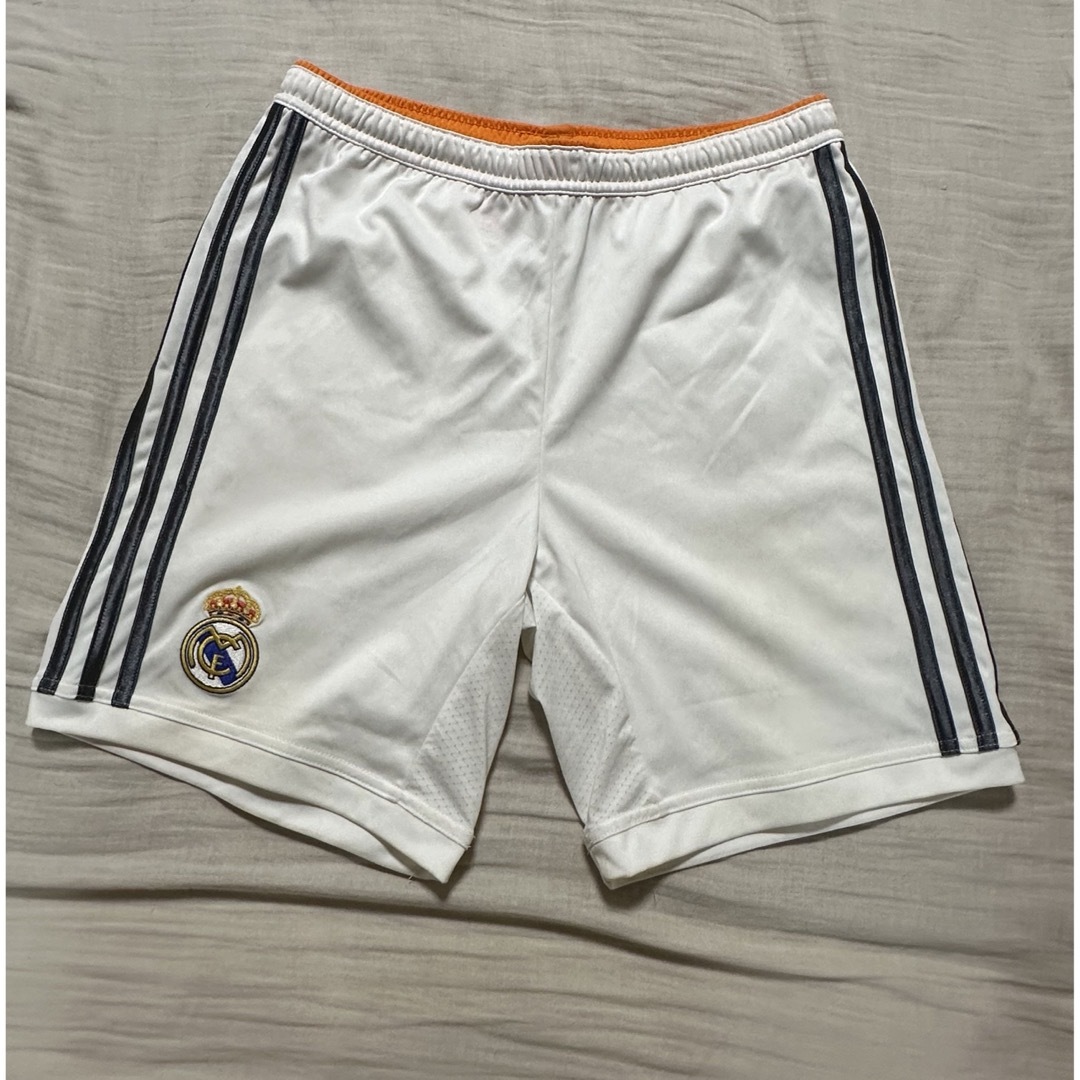 adidas(アディダス)のReal Madrid CR7 サッカーユニホーム　セット スポーツ/アウトドアのテニス(ウェア)の商品写真