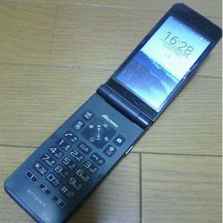 docomo ドコモ arrows ケータイ ベーシック F-41C ネイビー(携帯電話本体)