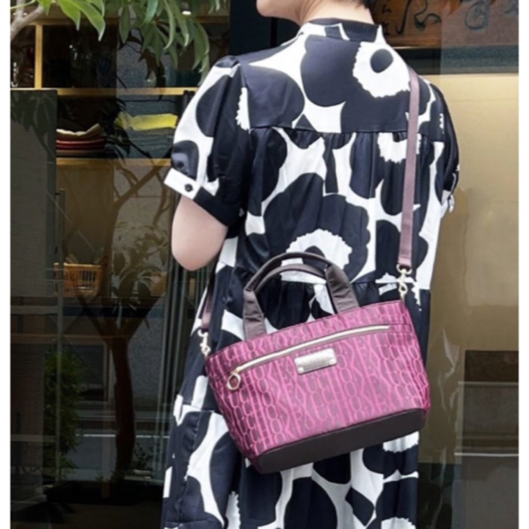 FAUCHON(フォション)のFAUCHON【フォション】旅行快適！ 超軽量ジャガード織 ２ＷＡＹトートバッグ レディースのバッグ(ショルダーバッグ)の商品写真