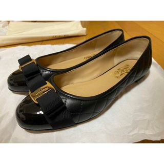 サルヴァトーレフェラガモ(Salvatore Ferragamo)のSALVATORE FERRAGAMO VARINAQ(バレエシューズ)