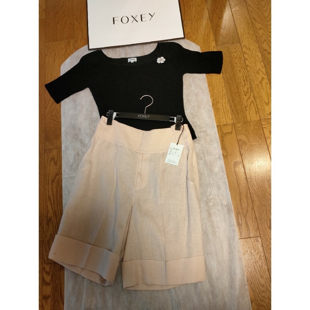 FOXEY(フォクシー)の（新品）フォクシー　ハーフパンツ レディースのパンツ(ショートパンツ)の商品写真