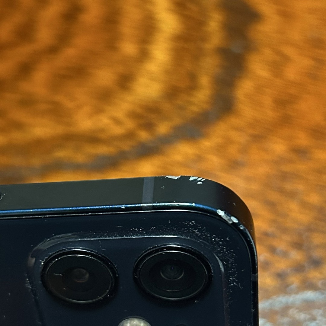 Apple(アップル)のiPhone12 本体　SIMフリー スマホ/家電/カメラのスマートフォン/携帯電話(スマートフォン本体)の商品写真