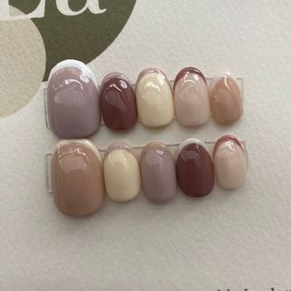 フレンチネイルチップ　ニュアンスネイル　成人式ネイル　カラフルフレンチネイル