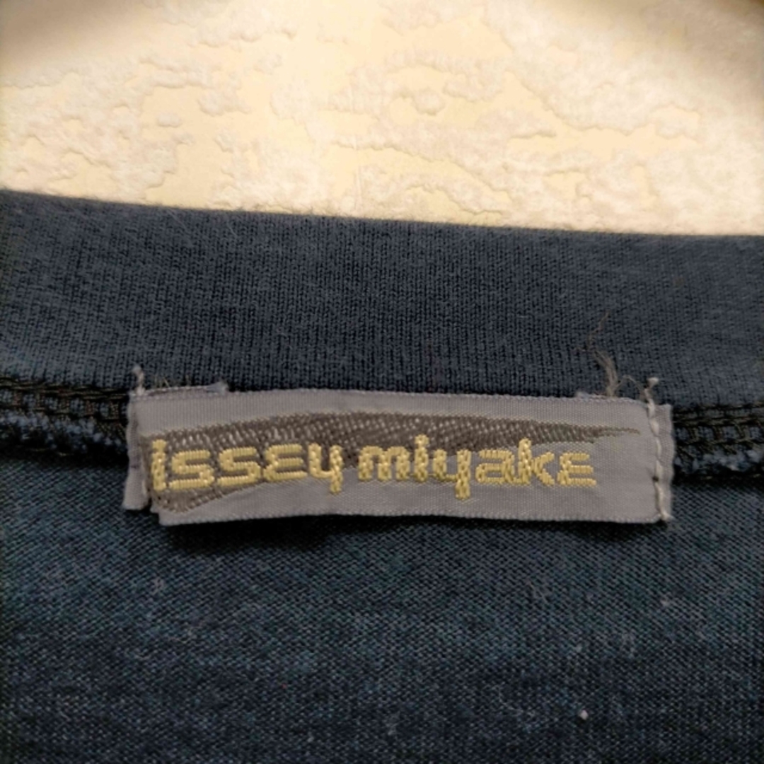ISSEY MIYAKE(イッセイミヤケ)のISSEY MIYAKE(イッセイミヤケ) レディース トップス レディースのトップス(Tシャツ(半袖/袖なし))の商品写真