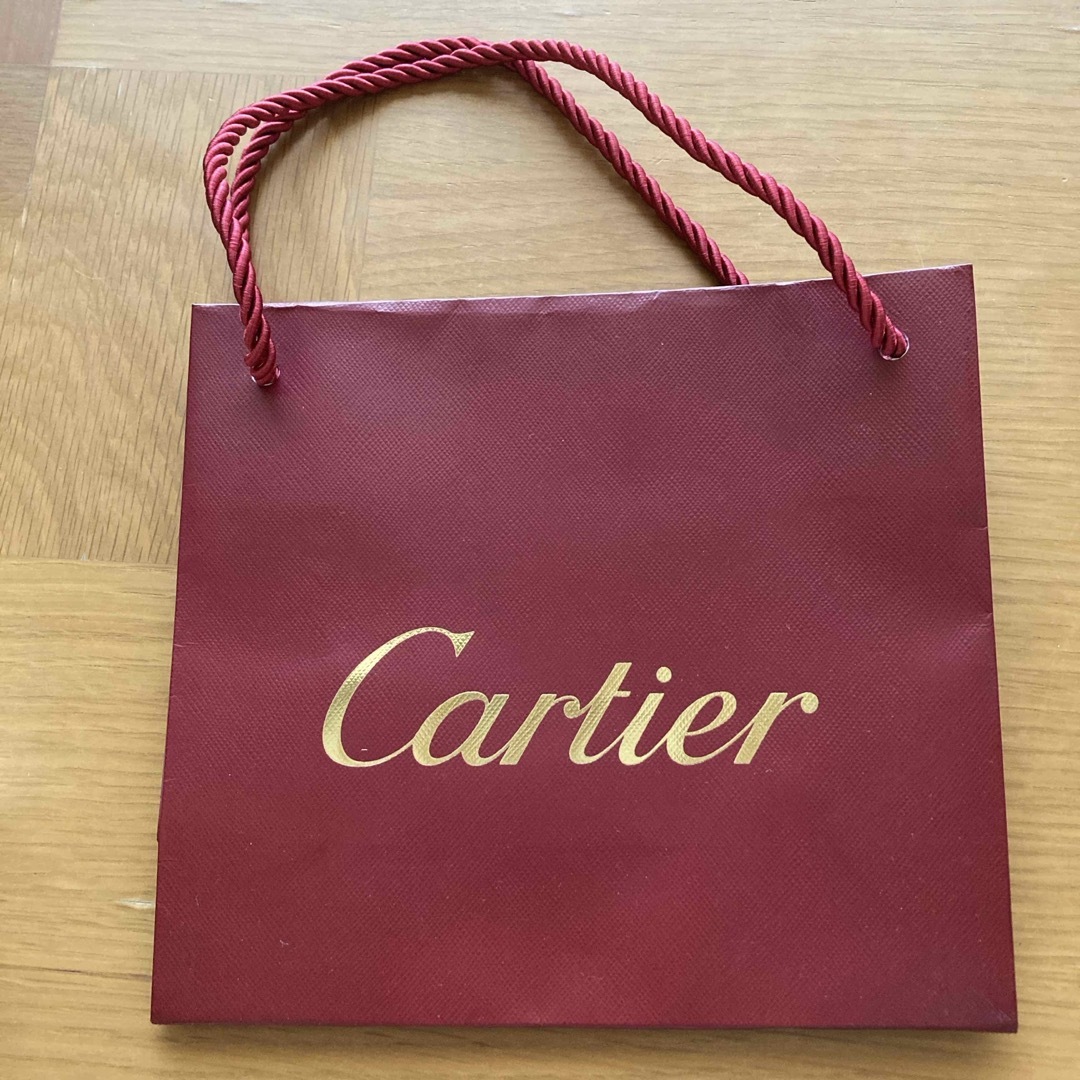 Cartier(カルティエ)のカルティエ　メタル　ブレスレット用　お手入れキット　時計クリーニング　紙袋付 レディースのファッション小物(その他)の商品写真