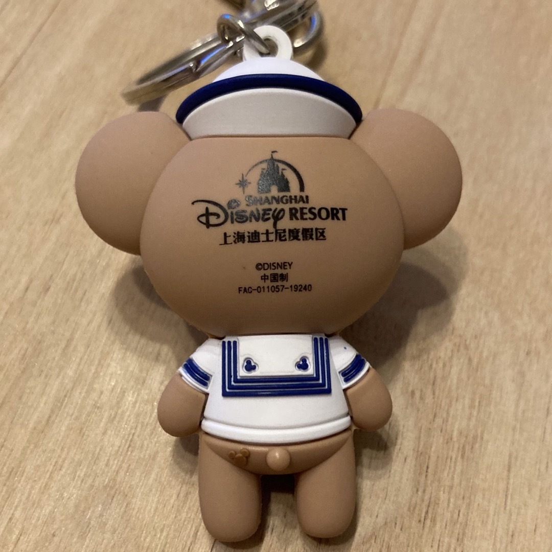 Disney(ディズニー)のダッフィー　ラバーキーホルダー　上海ディズニー公式 エンタメ/ホビーのおもちゃ/ぬいぐるみ(キャラクターグッズ)の商品写真