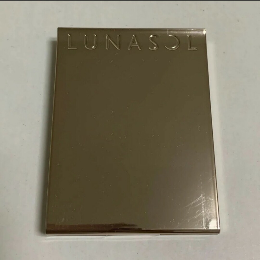 LUNASOL(ルナソル)のルナソル　アイカラーレーション　EX24 アイシャドウ コスメ/美容のベースメイク/化粧品(アイシャドウ)の商品写真