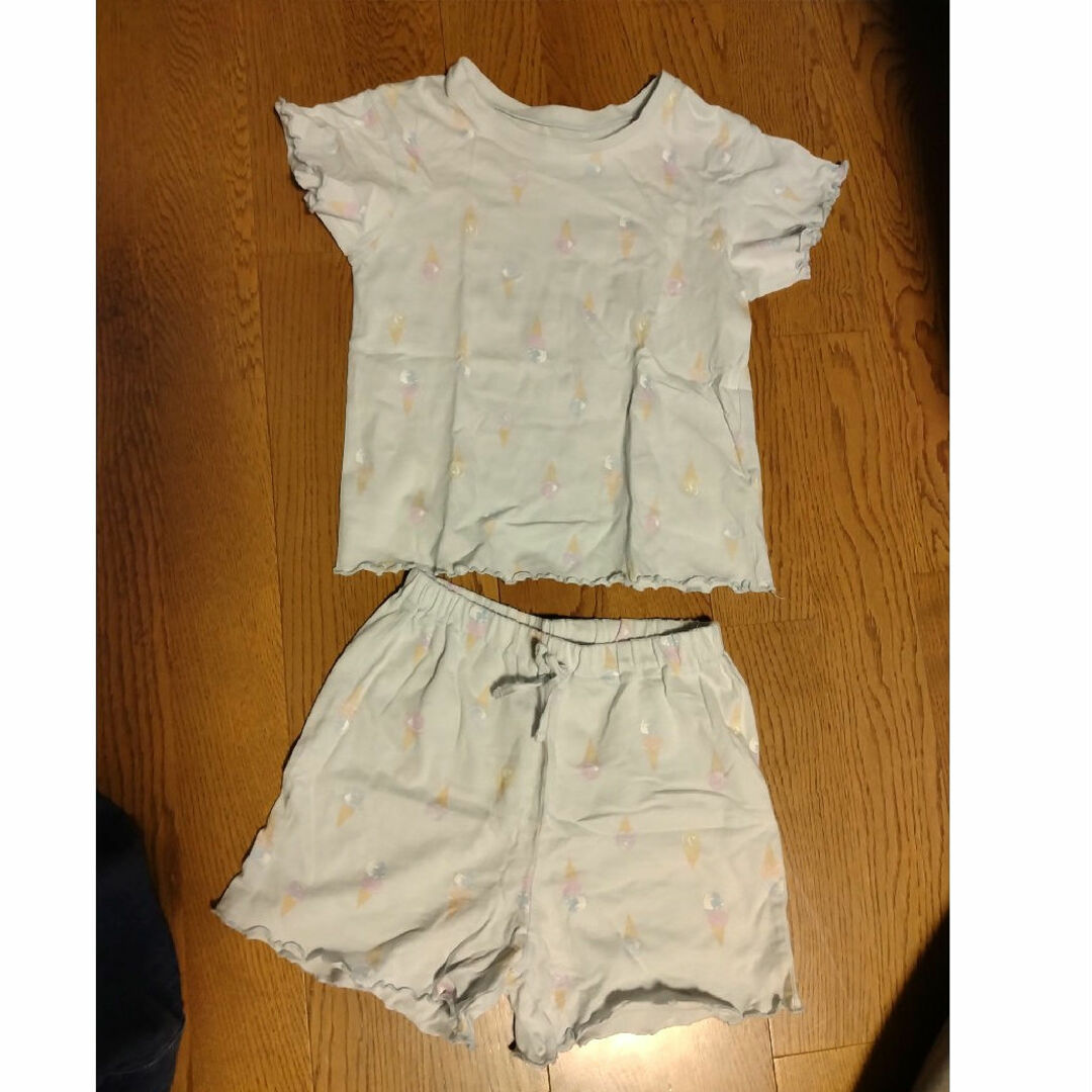 GU(ジーユー)のGU キッズ パジャマ 半袖 アイス 110 キッズ/ベビー/マタニティのキッズ服男の子用(90cm~)(パジャマ)の商品写真