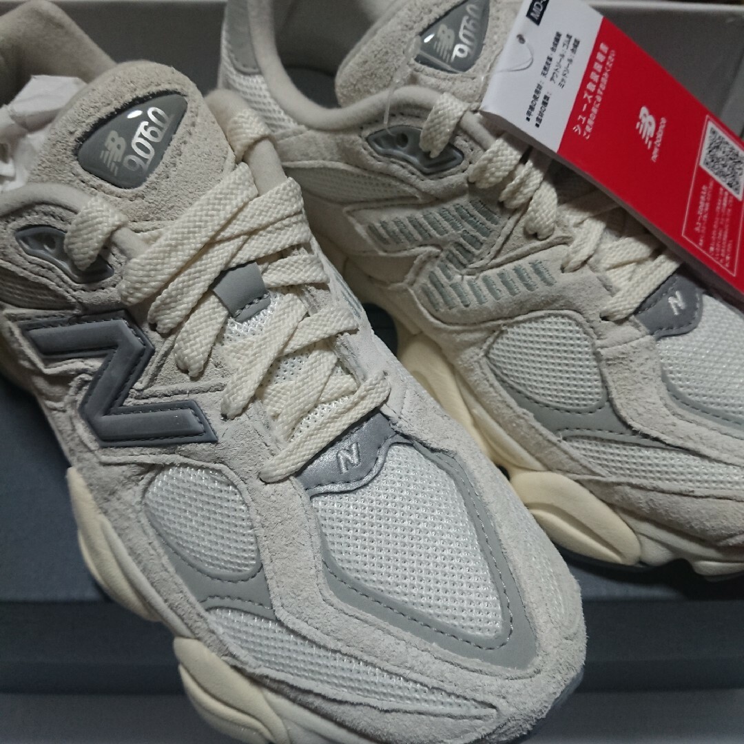 New Balance(ニューバランス)の22.5㎝ 新品 未使用 ニューバランス U9060 ECA レディースの靴/シューズ(スニーカー)の商品写真